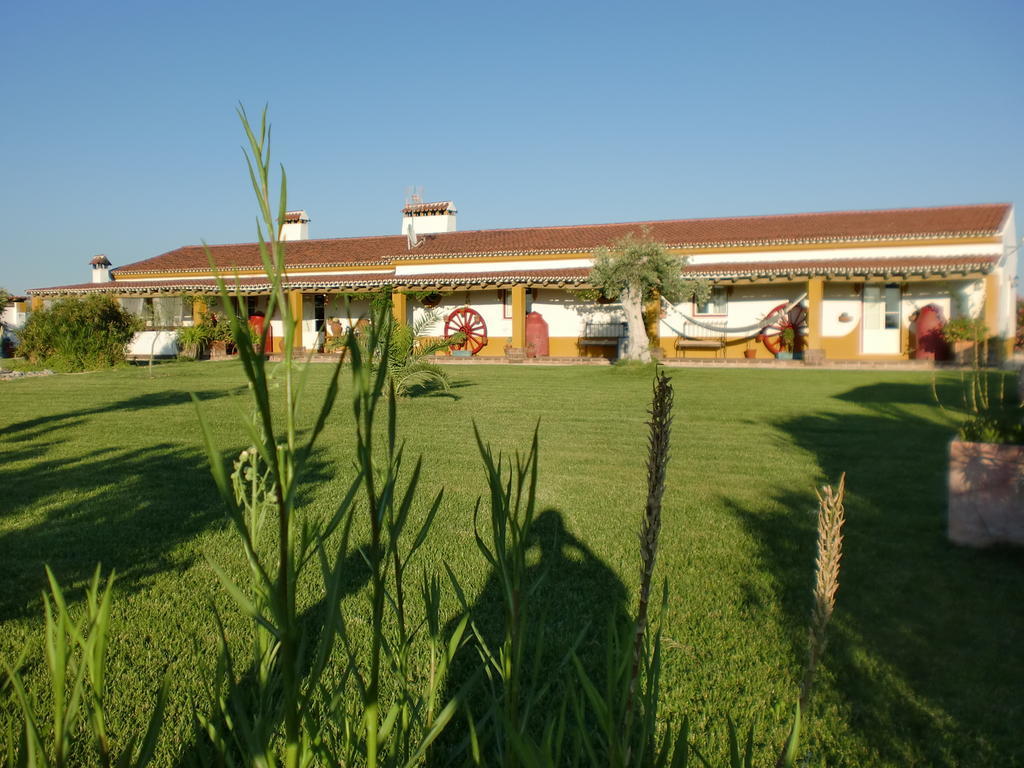 Monte Chalaca - Turismo Rural Ferreira Do Alentejo Dış mekan fotoğraf