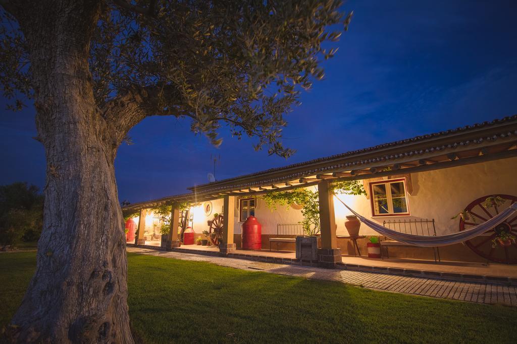 Monte Chalaca - Turismo Rural Ferreira Do Alentejo Dış mekan fotoğraf