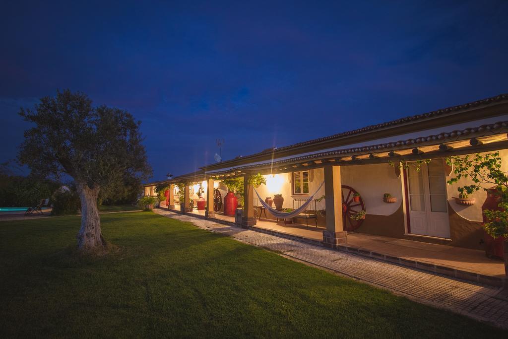 Monte Chalaca - Turismo Rural Ferreira Do Alentejo Dış mekan fotoğraf