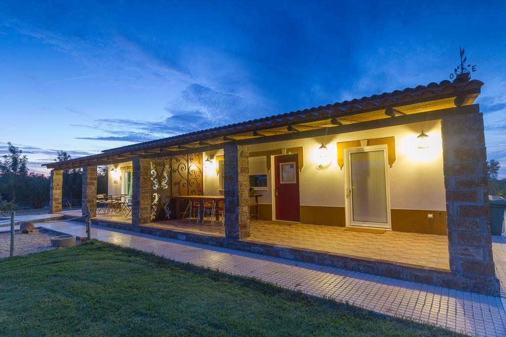 Monte Chalaca - Turismo Rural Ferreira Do Alentejo Dış mekan fotoğraf