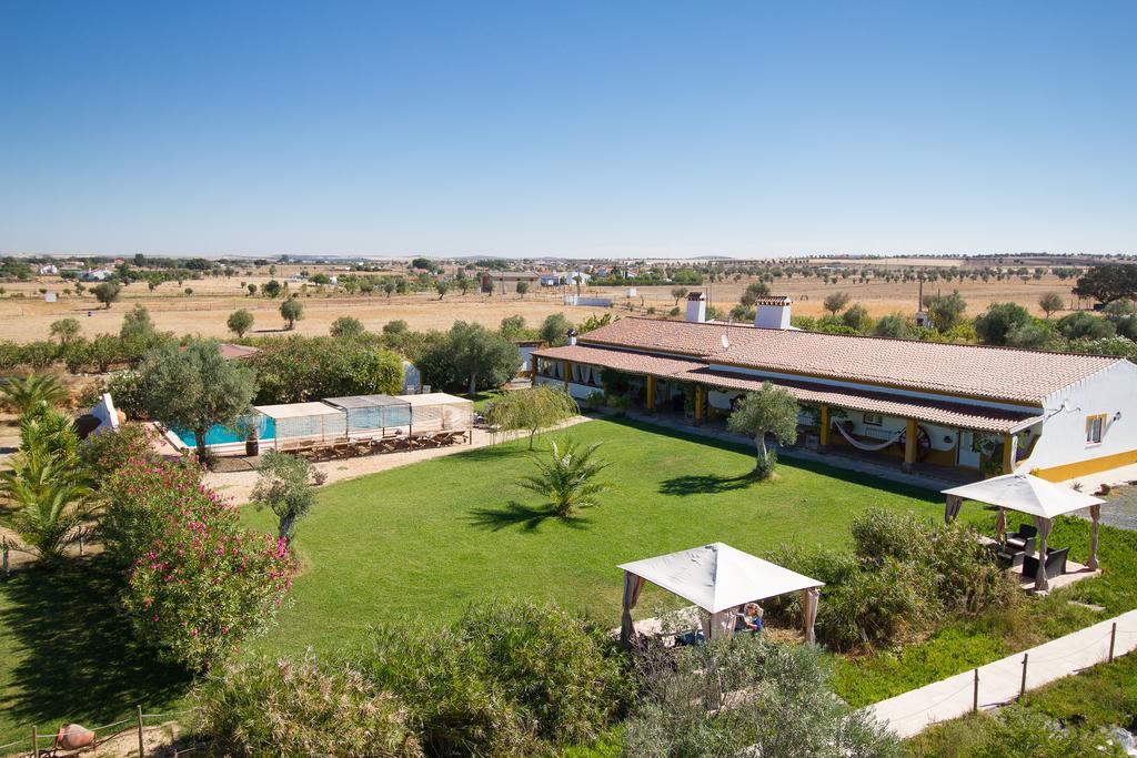 Monte Chalaca - Turismo Rural Ferreira Do Alentejo Dış mekan fotoğraf